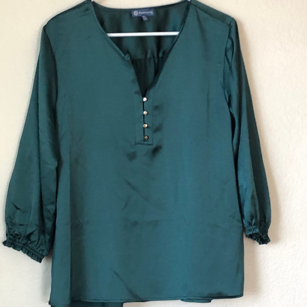 Democracy Green Shiny V-neck Top Petite Large (PL)